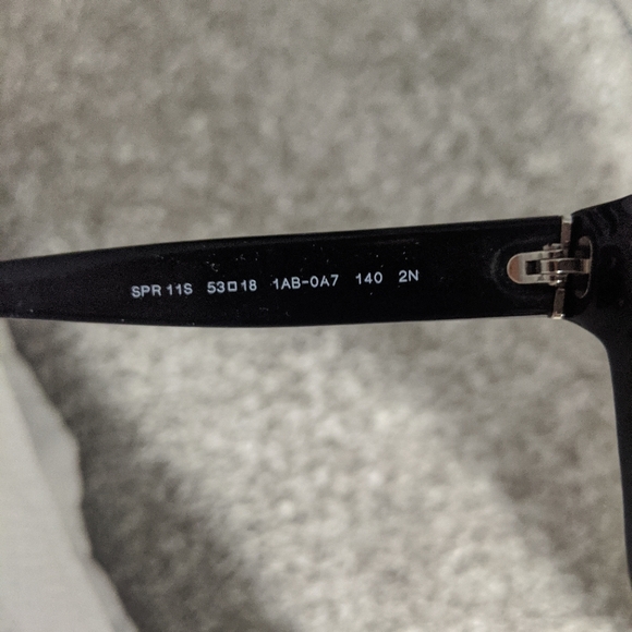 Prada sunglasses - Picture 3 of 5